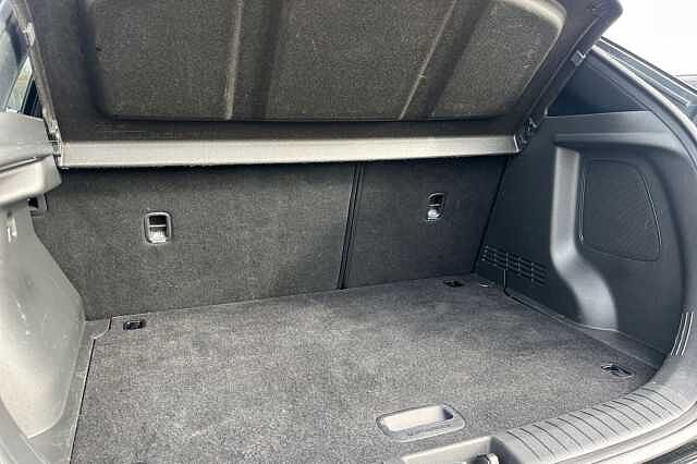 Hyundai KONA 1.0 T Gdi Mhev N Line Suv 5dr Petrol Hybrid Manual Euro 6 (s/s) (120 Ps) Phantom Black