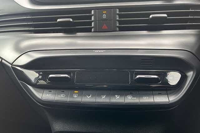 Hyundai Bayon 1.0 T Gdi Mhev Premium Suv 5dr Petrol Hybrid Dct Euro 6 (s/s) (100 Ps)