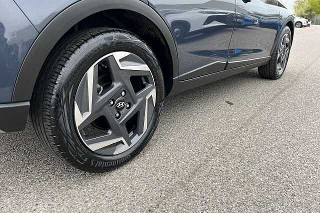 Hyundai Bayon 1.0 T Gdi Premium Suv 5dr Petrol Dct Euro 6 (s/s) (100 Ps)