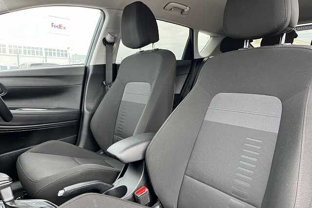 Hyundai Bayon 1.0 T Gdi Premium Suv 5dr Petrol Dct Euro 6 (s/s) (100 Ps)