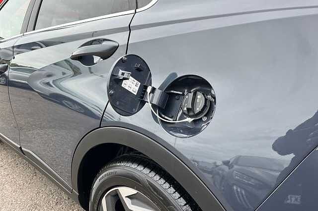 Hyundai Bayon 1.0 T Gdi Premium Suv 5dr Petrol Dct Euro 6 (s/s) (100 Ps)