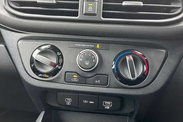 Hyundai I10 1.0 Advance Hatchback 5dr Petrol Auto Euro 6 (s/s) (63 Ps)