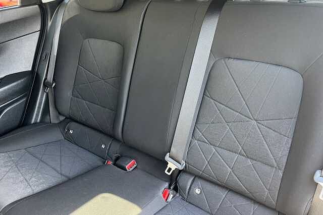 Hyundai Bayon 1.0 T Gdi Mhev Premium Suv 5dr Petrol Hybrid Dct Euro 6 (s/s) (100 Ps)