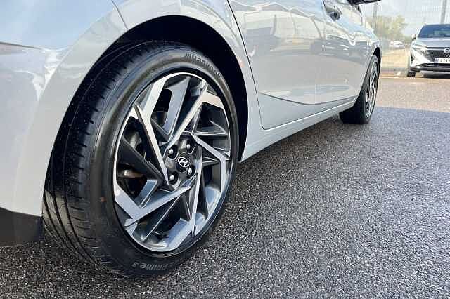 Hyundai I20 1.0 T Gdi Mhev Ultimate Hatchback 5dr Petrol Hybrid Dct Euro 6 (s/s) (100 Ps)