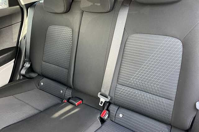 Hyundai I20 1.0 T Gdi Mhev Ultimate Hatchback 5dr Petrol Hybrid Dct Euro 6 (s/s) (100 Ps)