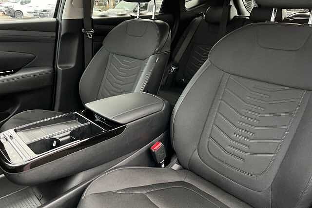 Hyundai Tucson 1.6 T Gdi 13.8kwh Premium Suv 5dr Petrol Plug In Hybrid Auto 4wd Euro 6 (s/s) (2
