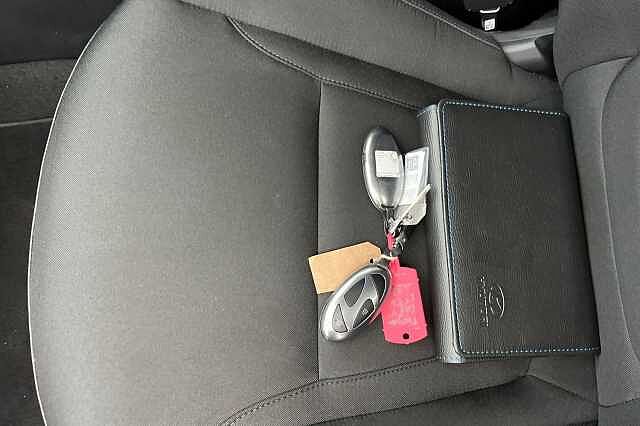 Hyundai Tucson 1.6 T Gdi 13.8kwh Premium Suv 5dr Petrol Plug In Hybrid Auto 4wd Euro 6 (s/s) (2