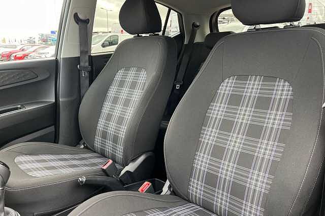 Hyundai I10 1.2 Premium Hatchback 5dr Petrol Auto Euro 6 (s/s) (79 Ps)
