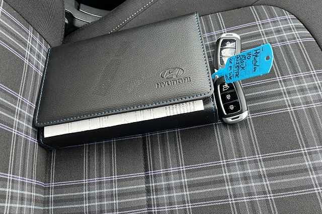 Hyundai I10 1.2 Premium Hatchback 5dr Petrol Auto Euro 6 (s/s) (79 Ps)