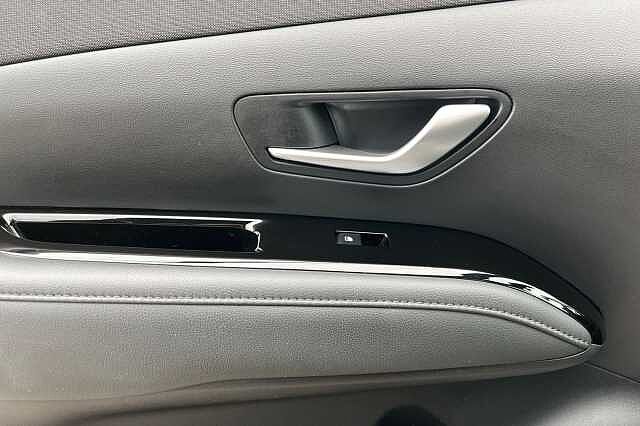 Hyundai Tucson 1.6 T Gdi 13.8kwh Premium Suv 5dr Petrol Plug In Hybrid Auto 4wd Euro 6 (s/s) (2