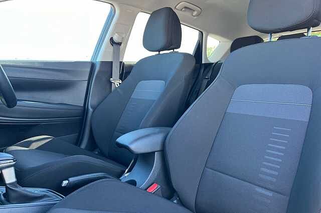 Hyundai Bayon 1.0 T Gdi Premium Suv 5dr Petrol Dct Euro 6 (s/s) (100 Ps)