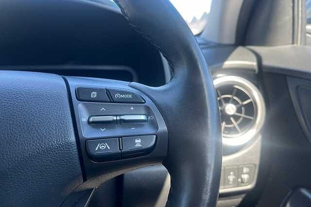 Hyundai Kona 1.6 H Gdi Premium Suv 5dr Petrol Hybrid Dct Euro 6 (s/s) (141 Ps)