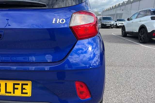 Hyundai I10 1.0 Premium Hatchback 5dr Petrol Manual Euro 6 (s/s) (67 Ps)