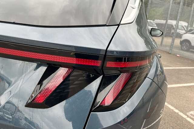 Hyundai Tucson 1.6 H T Gdi Premium Suv 5dr Petrol Hybrid Auto Euro 6 (s/s) (230 Ps)