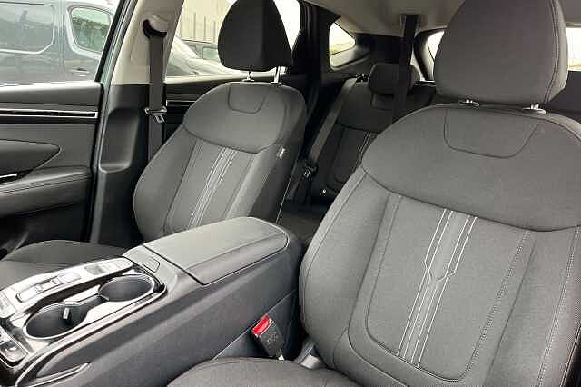 Hyundai Tucson 1.6 H T Gdi Premium Suv 5dr Petrol Hybrid Auto Euro 6 (s/s) (230 Ps)