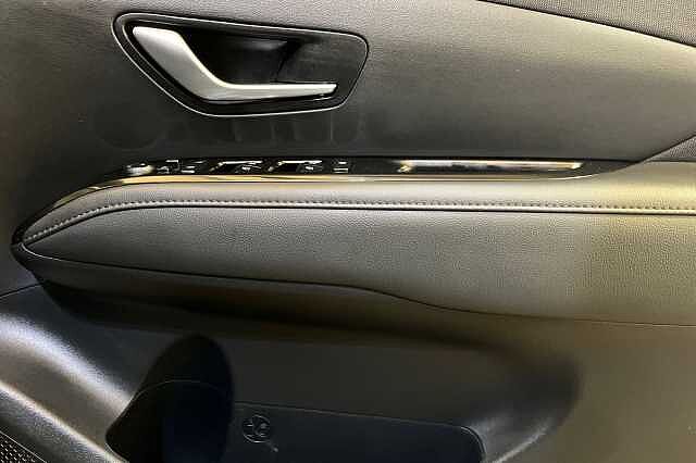 Hyundai Tucson 1.6 H T Gdi Premium Suv 5dr Petrol Hybrid Auto Euro 6 (s/s) (230 Ps)