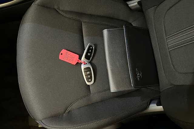 Hyundai Tucson 1.6 H T Gdi Premium Suv 5dr Petrol Hybrid Auto Euro 6 (s/s) (230 Ps)