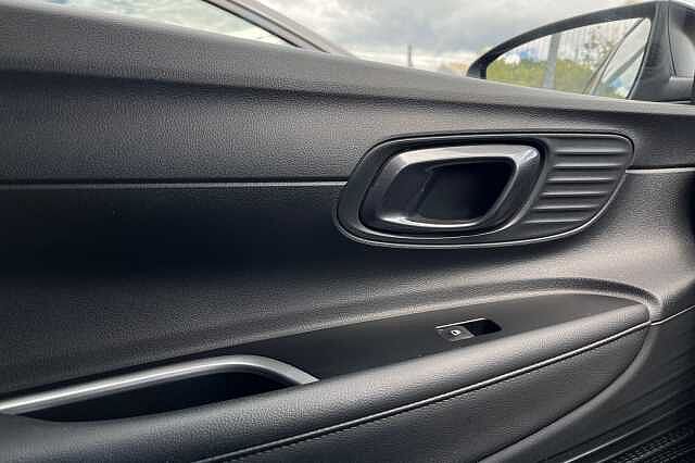Hyundai I20 1.0 T Gdi Premium Hatchback 5dr Petrol Dct Euro 6 (s/s) (100 Ps)