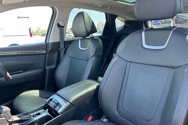 Hyundai TUCSON 1.6 T Gdi Mhev Ultimate Suv 5dr Petrol Hybrid Dct Euro 6 (s/s) (150 Ps) Dark Knight Grey