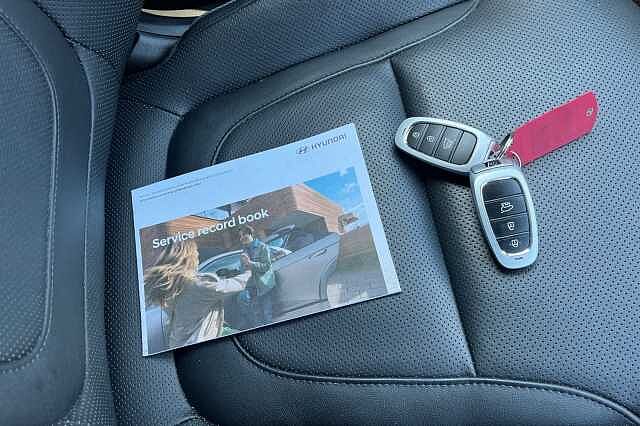 Hyundai TUCSON 1.6 T Gdi Mhev Ultimate Suv 5dr Petrol Hybrid Dct Euro 6 (s/s) (150 Ps) Dark Knight Grey