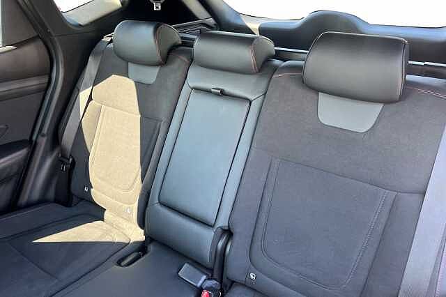 Hyundai TUCSON 1.6 T Gdi N Line Suv 5dr Petrol Hybrid Auto Euro 6 (s/s) (215 Ps) Ecotronic Grey