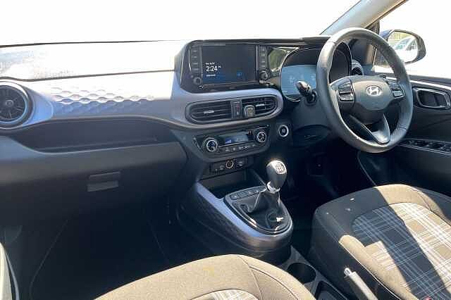 Hyundai I10 1.0 Premium Hatchback 5dr Petrol Manual Euro 6 (s/s) (63 Ps) Aurora Grey