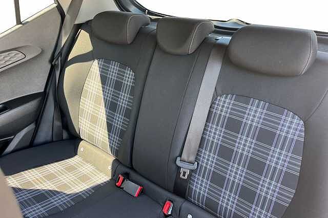 Hyundai I10 1.0 Premium Hatchback 5dr Petrol Manual Euro 6 (s/s) (63 Ps) Aurora Grey