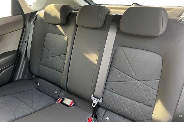 Hyundai BAYON 1.0 T Gdi Mhev Premium Suv 5dr Petrol Hybrid Dct Euro 6 (s/s) (100 Ps) Aurora Grey