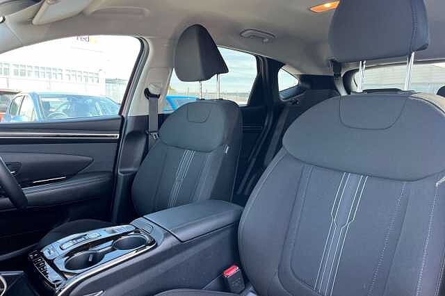 Hyundai Tucson 1.6 H T Gdi Premium Suv 5dr Petrol Hybrid Auto Euro 6 (s/s) (230 Ps)