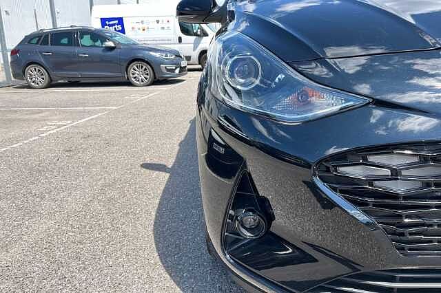 Hyundai I10 1.0 Premium Hatchback 5dr Petrol Auto Euro 6 (s/s) (63 Ps)