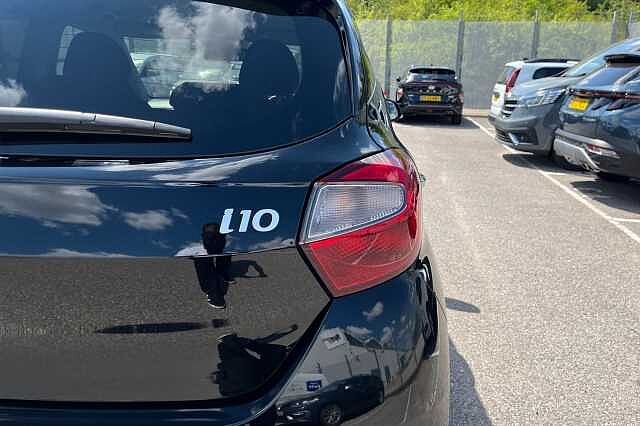 Hyundai I10 1.0 Premium Hatchback 5dr Petrol Auto Euro 6 (s/s) (63 Ps)