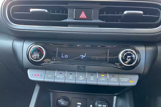 Hyundai Kona 1.6 H Gdi Premium Suv 5dr Petrol Hybrid Dct Euro 6 (s/s) (141 Ps)