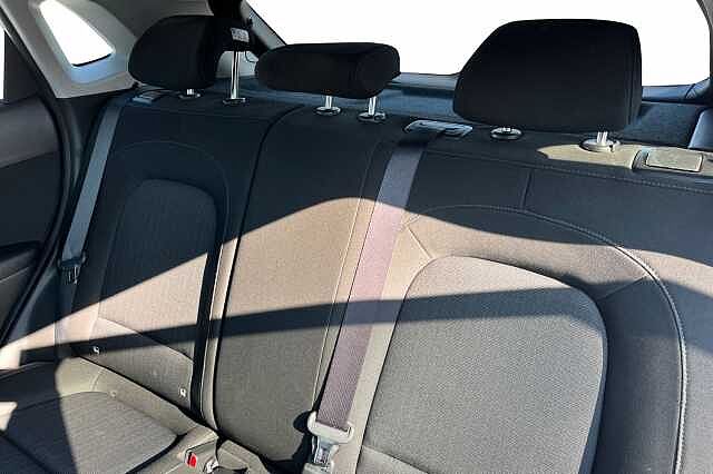 Hyundai Kona 1.6 H Gdi Premium Suv 5dr Petrol Hybrid Dct Euro 6 (s/s) (141 Ps)