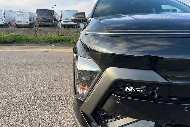 Hyundai KONA 1.6 H Gdi N Line Suv 5dr Petrol Hybrid Dct Euro 6 (s/s) (129 Ps) Abyss Black