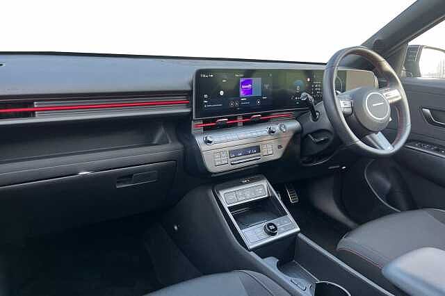 Hyundai KONA 1.6 H Gdi N Line Suv 5dr Petrol Hybrid Dct Euro 6 (s/s) (129 Ps) Abyss Black