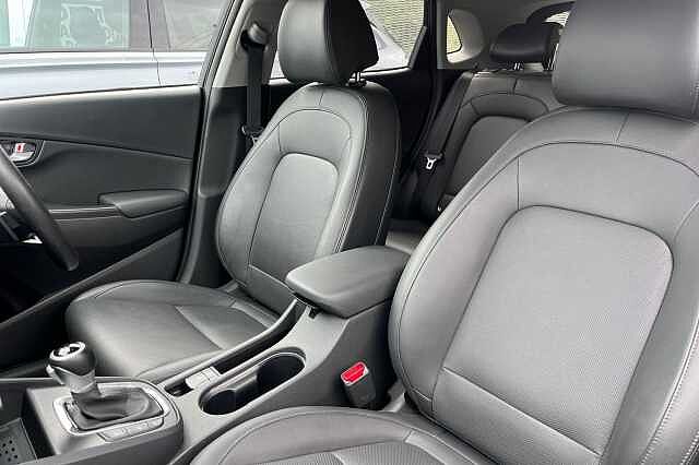 Hyundai Kona 1.6 H Gdi Ultimate Suv 5dr Petrol Hybrid Dct Euro 6 (s/s) (141 Ps)
