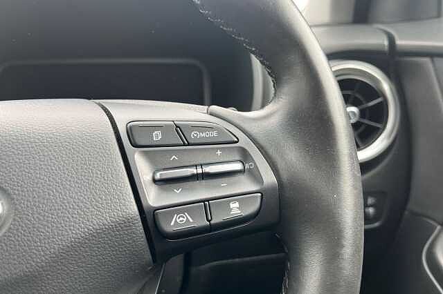 Hyundai Kona 1.6 H Gdi Ultimate Suv 5dr Petrol Hybrid Dct Euro 6 (s/s) (141 Ps)