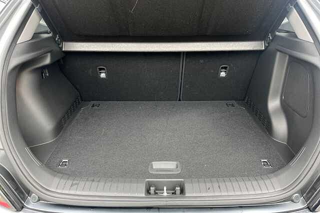 Hyundai Kona 1.6 H Gdi Ultimate Suv 5dr Petrol Hybrid Dct Euro 6 (s/s) (141 Ps)