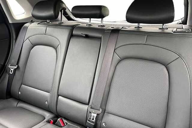 Hyundai Kona 1.6 H Gdi Ultimate Suv 5dr Petrol Hybrid Dct Euro 6 (s/s) (141 Ps)