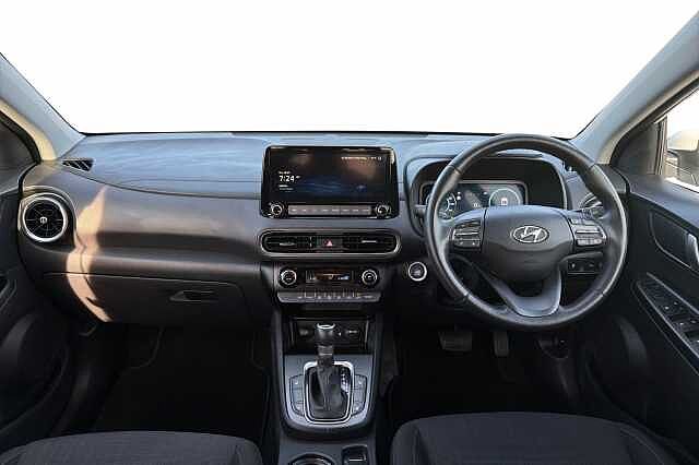Hyundai KONA 1.6 H Gdi Premium Suv 5dr Petrol Hybrid Dct Euro 6 (s/s) (141 Ps) Atlas White