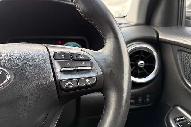 Hyundai Kona 1.6 H Gdi Premium Suv 5dr Petrol Hybrid Dct Euro 6 (s/s) (141 Ps)