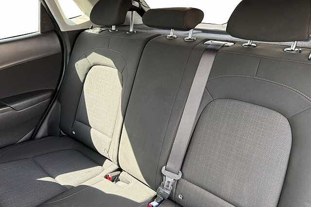 Hyundai Kona 1.6 H Gdi Premium Suv 5dr Petrol Hybrid Dct Euro 6 (s/s) (141 Ps)