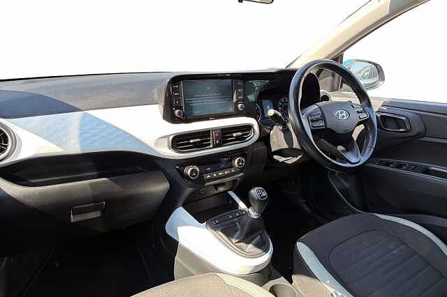 Hyundai I10 1.0 Premium Hatchback 5dr Petrol Manual Euro 6 (s/s) (67 Ps) Blue