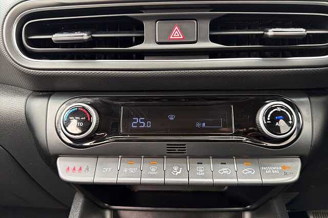 Hyundai Kona 1.6 H Gdi Ultimate Suv 5dr Petrol Hybrid Dct Euro 6 (s/s) (141 Ps)