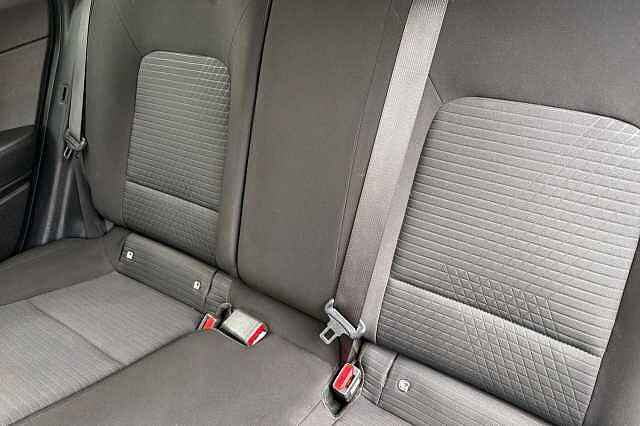 Hyundai I20 1.0 T Gdi Mhev Premium Hatchback 5dr Petrol Hybrid Dct Euro 6 (s/s) (100 Ps)