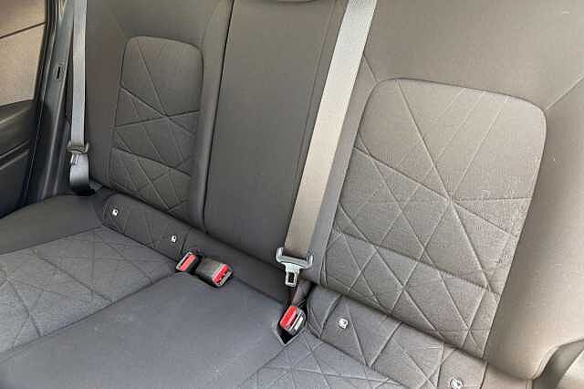 Hyundai Bayon 1.0 T Gdi Mhev Premium Suv 5dr Petrol Hybrid Dct Euro 6 (s/s) (100 Ps)
