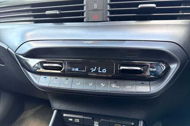 Hyundai Bayon 1.0 T Gdi Mhev Premium Suv 5dr Petrol Hybrid Dct Euro 6 (s/s) (100 Ps)