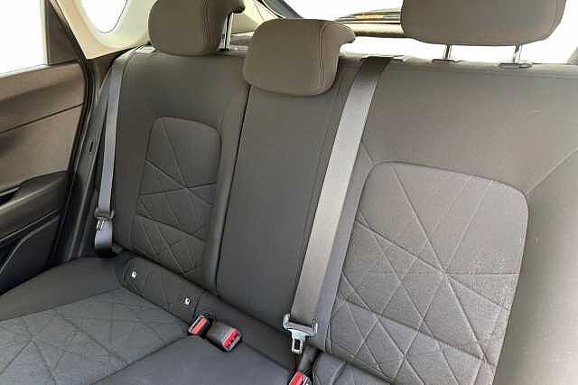 Hyundai Bayon 1.0 T Gdi Mhev Premium Suv 5dr Petrol Hybrid Dct Euro 6 (s/s) (100 Ps)