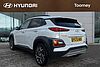 Hyundai KONA 1.6 H Gdi Premium Se Suv 5dr Petrol Hybrid Dct Euro 6 (s/s) (141 Ps) Chalk White