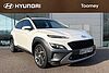 Hyundai KONA 1.6 H Gdi Premium Suv 5dr Petrol Hybrid Dct Euro 6 (s/s) (141 Ps) Atlas White
